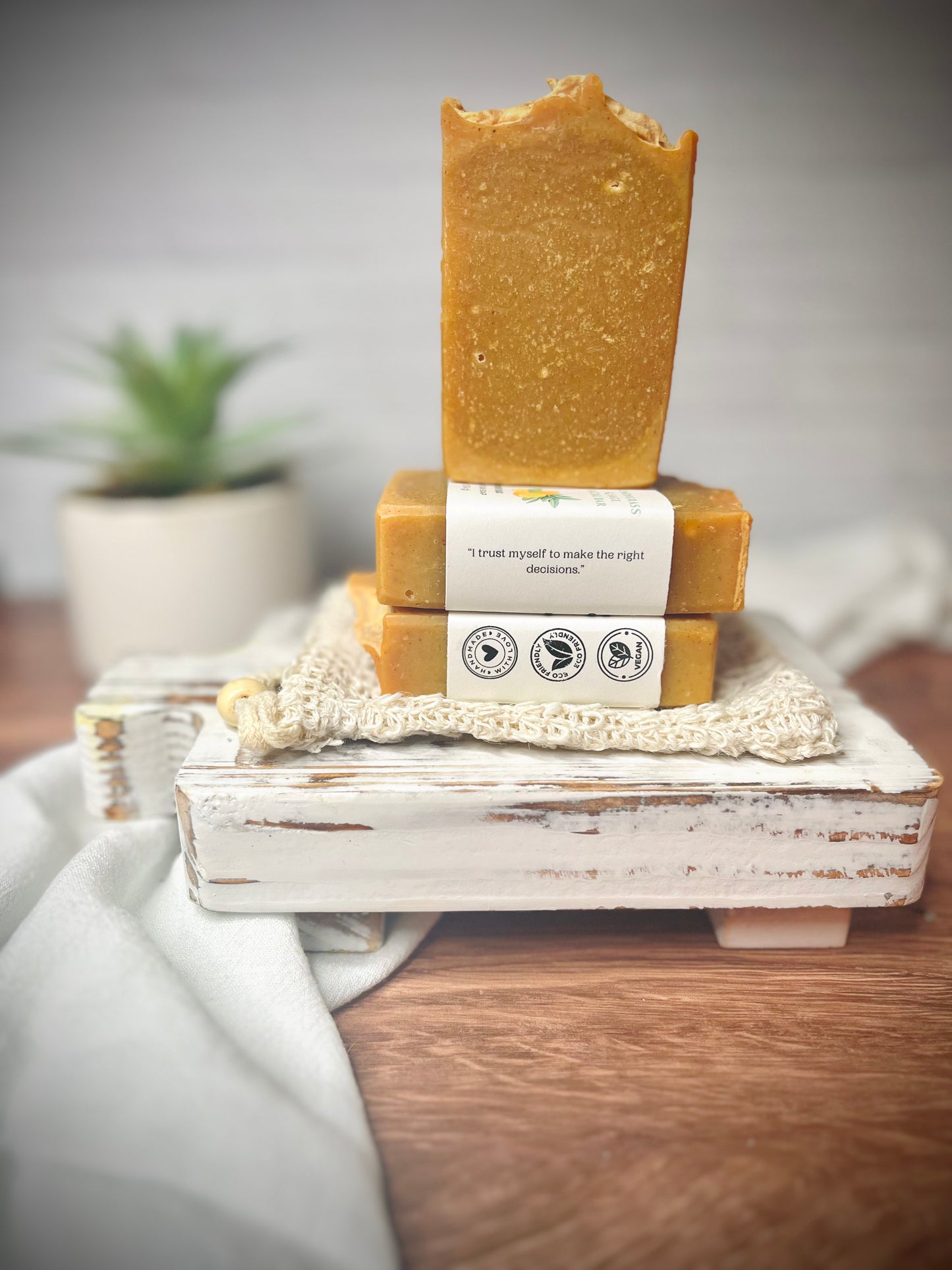 Lemongrass & Sage Facial Bar